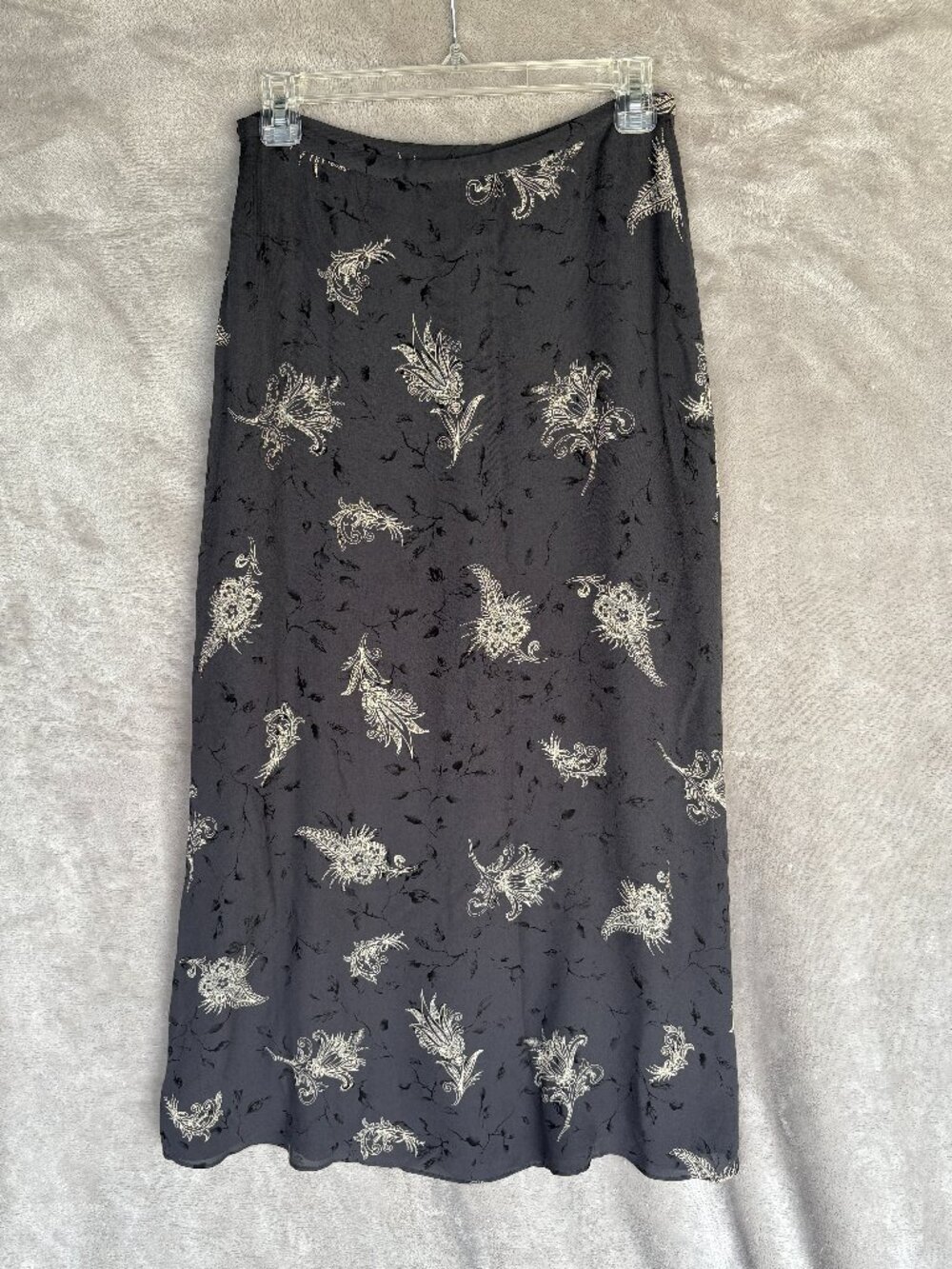 Tyler Boe 100% Silk Floral Maxi Skirt Women's Size 4 Gray Ivory A-Line